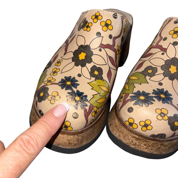 Candies Vintage Womens Clogs Size 7 Boho Funky Fun Floral Wooden Casual - Picture 8 of 10
